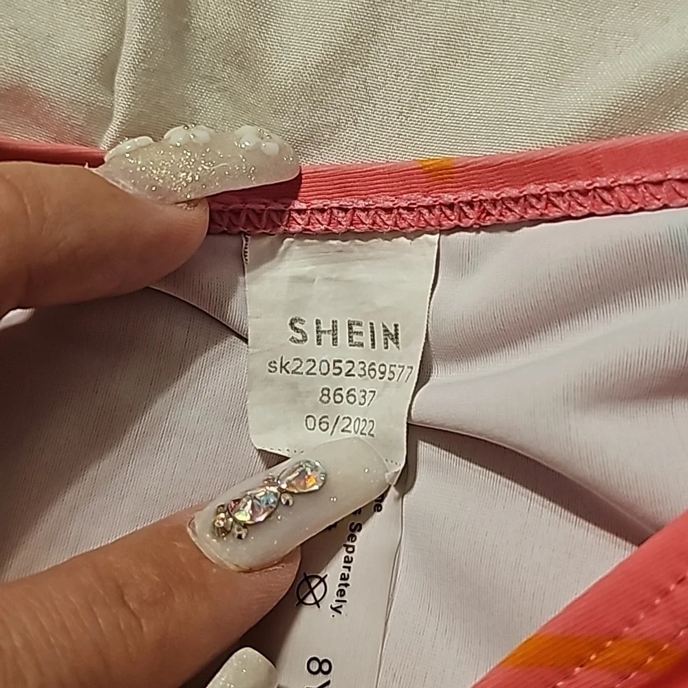SHEIN padding top